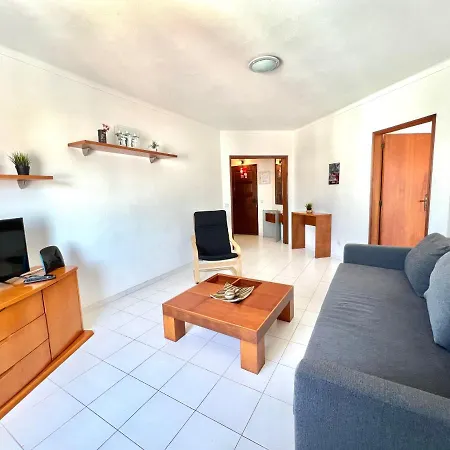 Loky - Near Center Apartment *